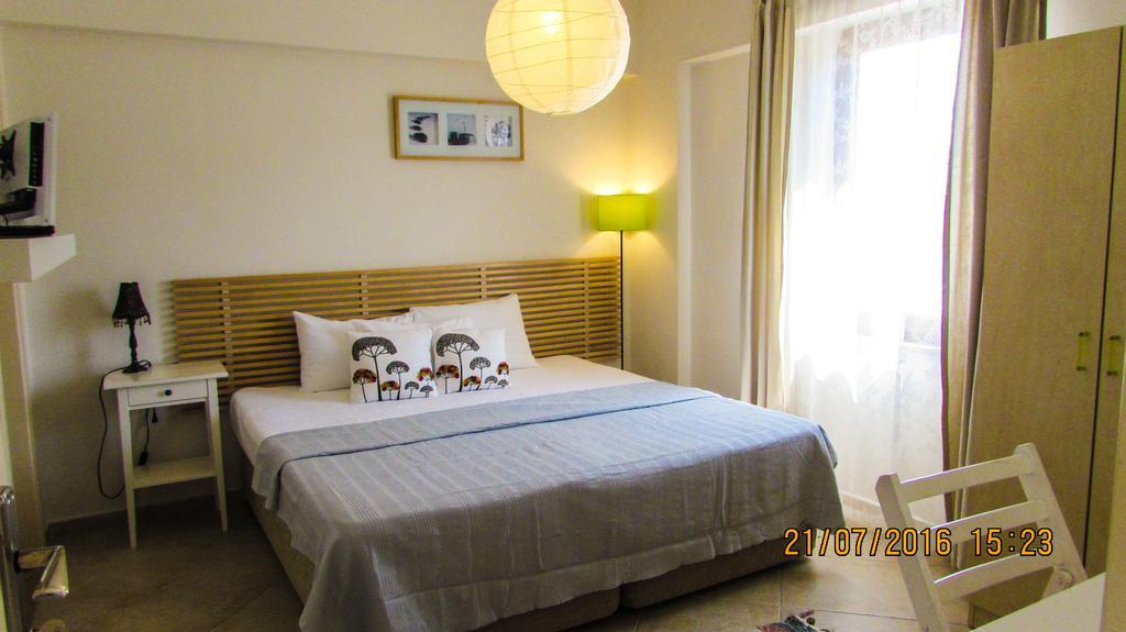 Ege Han Hotel Бозджаада Екстериор снимка